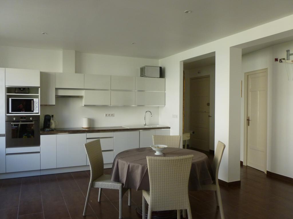 Apartmán F3 Place Miot Ajaccio  Exteriér fotografie