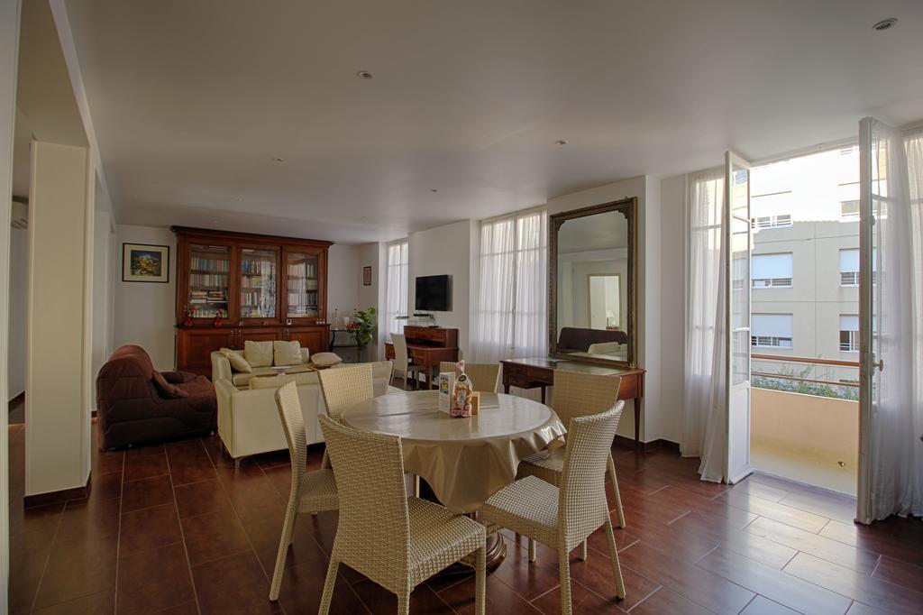 Apartmán F3 Place Miot Ajaccio  Exteriér fotografie